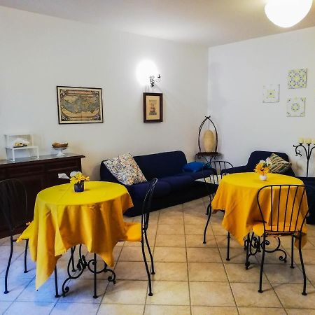 Bed and Breakfast Terre Di Gratia Camporeale Exterior foto